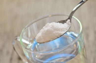 A teaspoon of soda